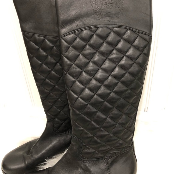 Vince Camuto “quilted” boots. Size 6.5 - Picture 2 of 4